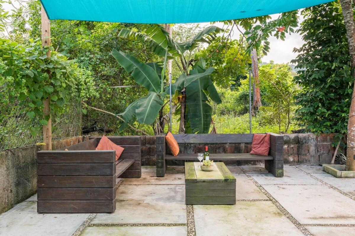 Ancella'S Garden Apartment-Beach-5Min Drive, 1 Hr Montego Bay, 25 Mins Ocho Rios, Continental Breakfast Runaway Bay Exterior foto